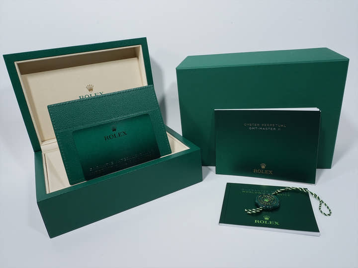 ロレックス GMTマスターII Ref.126713GRNR ステンレススチール/イエローゴールド ブラック文字盤 ジュビリーブレスレット 未使用 xgy5o789