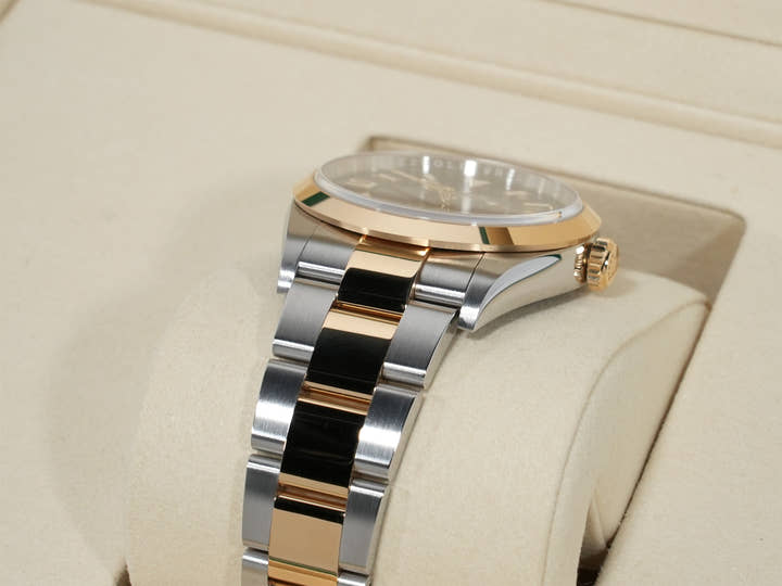 ロレックス エクスプローラー36 Ref.124273 ステンレススチール/イエローゴールド ブラック文字盤 オイスターブレスレット 極美品 jn37i798