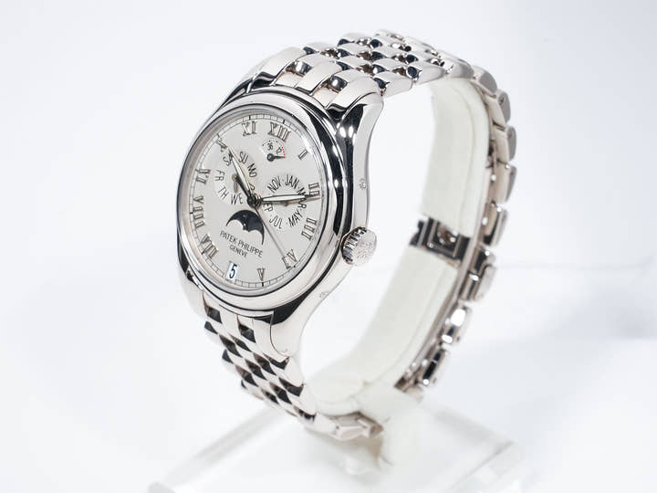 パテックフィリップ アニュアルカレンダー ムーンフェイズ Ref.5036/1G-017 ホワイトゴールド シルバー文字盤 中古 rk7xrgp6