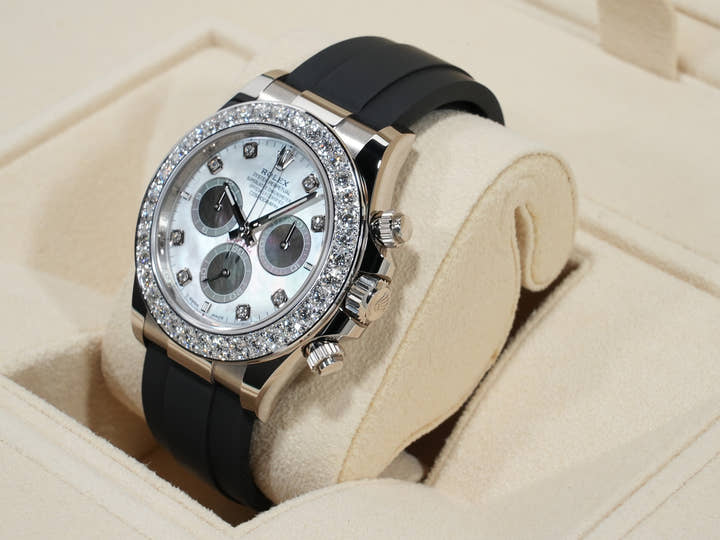 Rolex Daytona Ref. 126589RBR White Gold Mother-of-Pearl with White/Black Dial Unused mviskyxa