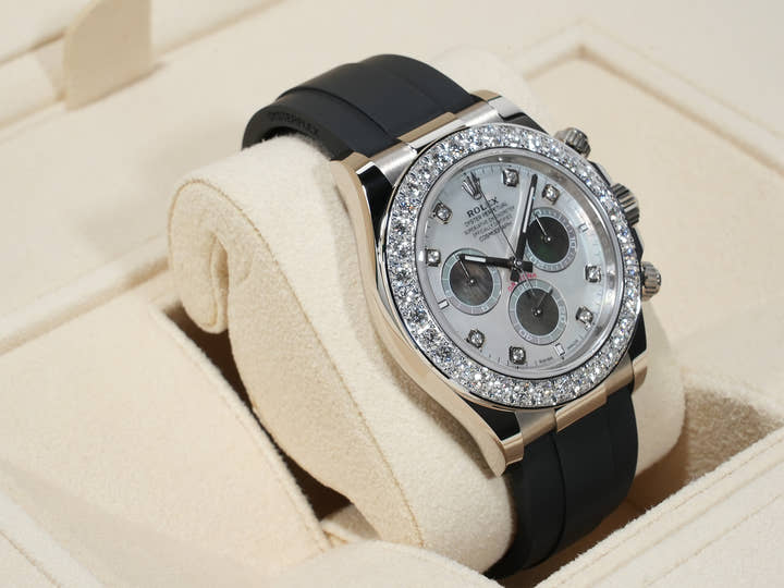 Rolex Daytona Ref. 126589RBR White Gold Mother-of-Pearl with White/Black Dial Unused mviskyxa