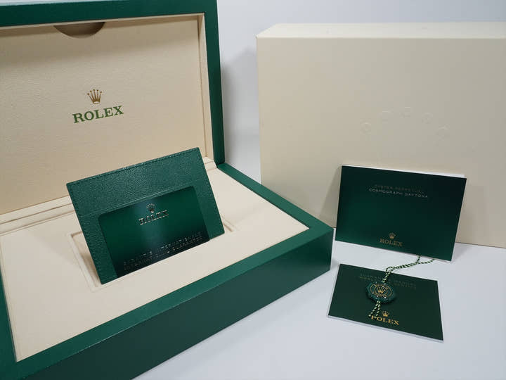 Rolex Daytona Ref. 126589RBR White Gold Mother-of-Pearl with White/Black Dial Unused mviskyxa