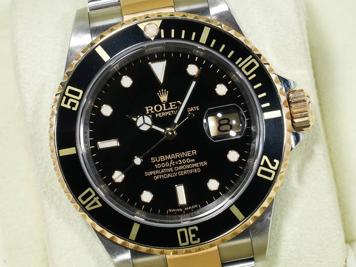 Pre-owned Rolex Submariner Date Ref. 16613LN Stainless Steel/Yellow Gold Black Dial qdtm9e8w