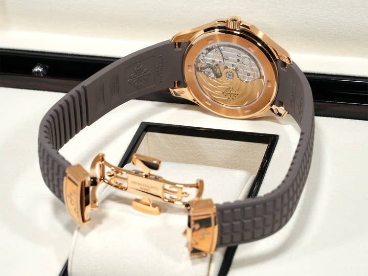 パテックフィリップ アクアノート ルーチェ Ref.5268/200R-010 ローズゴールド トープ文字盤 未使用 3a6d97z8