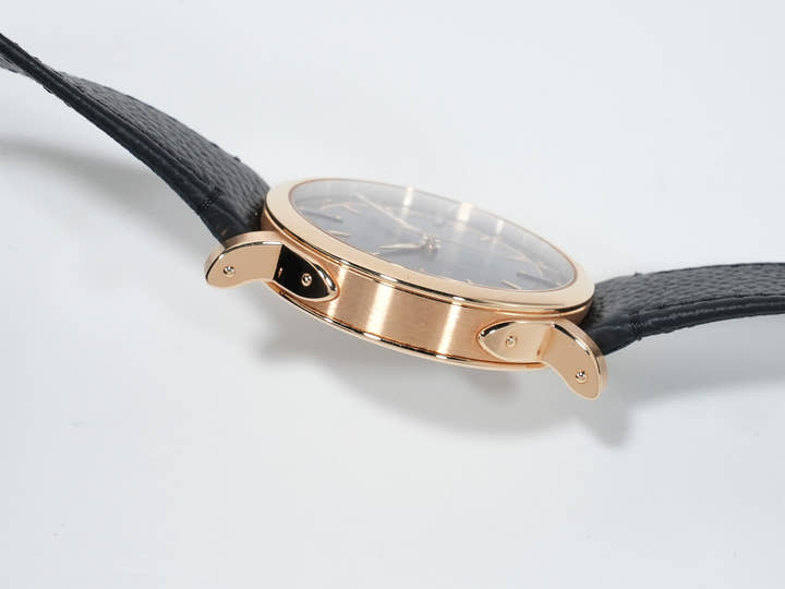 Louis Vuitton Escale Ref. W3PG31 Pink Gold Gray Dial Pre-owned ohfwwyso