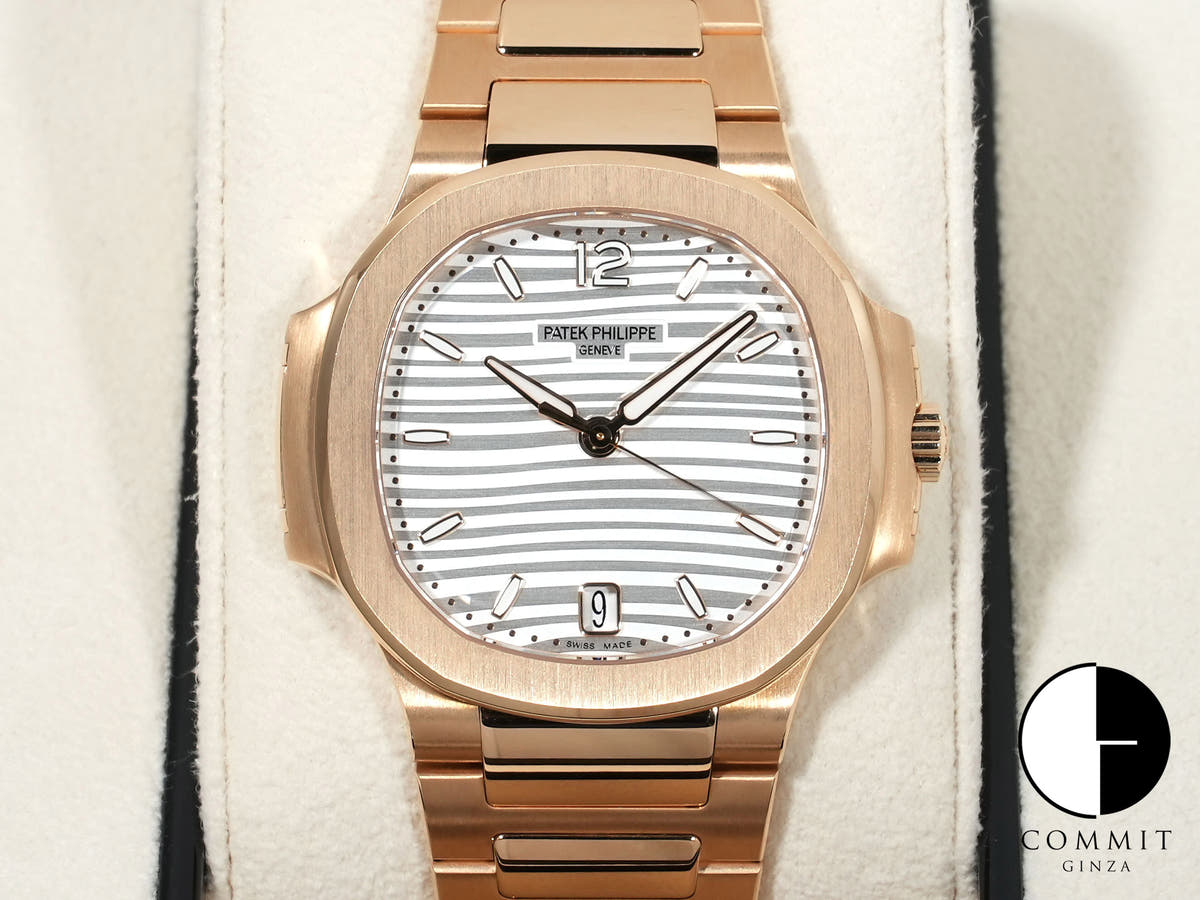 Patek Philippe Nautilus Ref. 7118/1R-001 Rose Gold with Silver Opaline Dial, Excellent Condition ijwu2fa3