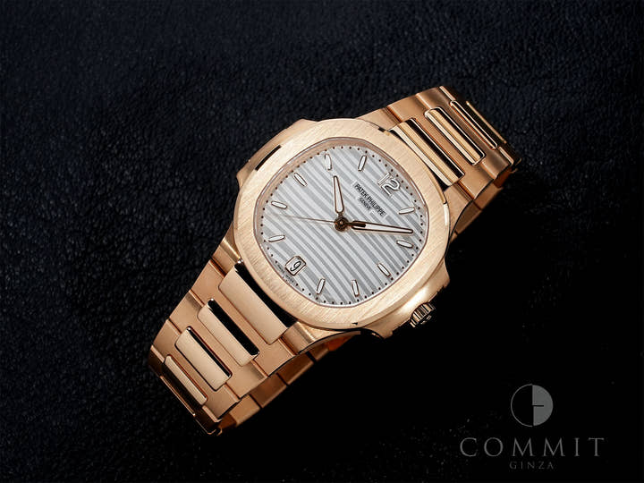 Patek Philippe Nautilus Ref. 7118/1R-001 Rose Gold with Silver Opaline Dial, Excellent Condition ijwu2fa3
