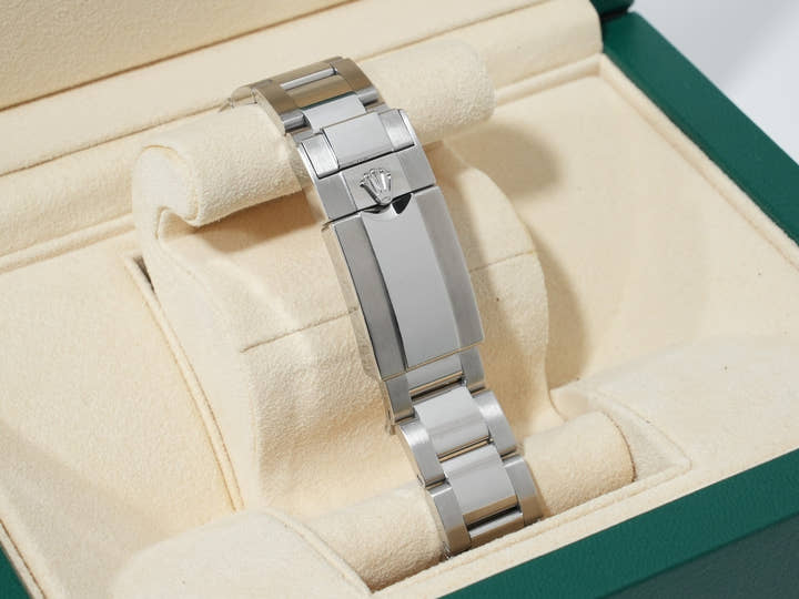 Pre-owned Rolex Daytona Ref. 116520 Stainless Steel Black Dial 9toza8cw