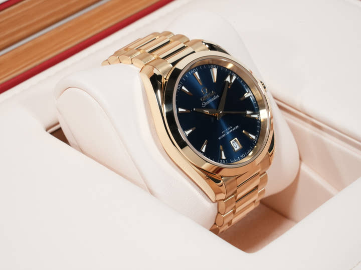 オメガ シーマスター アクアテラ 150M Ref.220.50.38.20.03.001 ムーンシャインゴールド ブルー文字盤 未使用 c82vwqsi