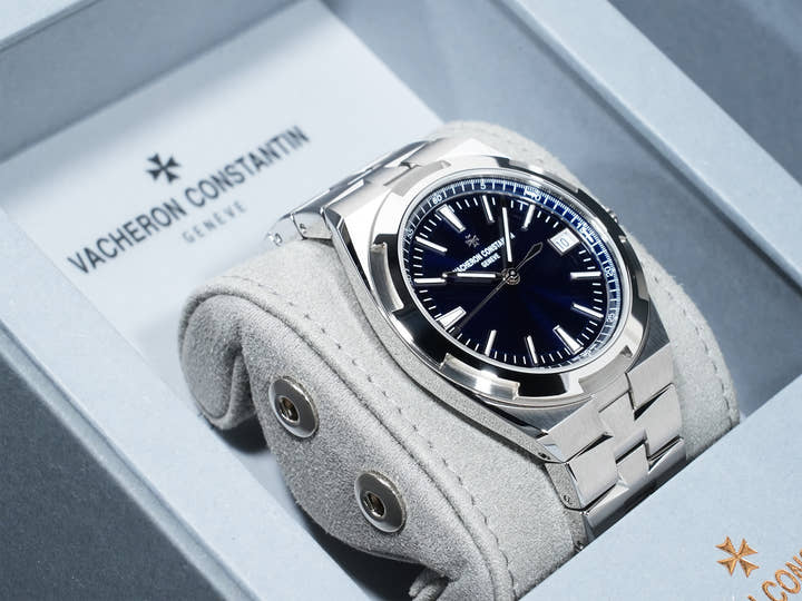 ヴァシュロンコンスタンタン オーヴァーシーズ オートマティック Ref.4520V/210A-B128 ステンレススチール ブルー文字盤 未使用 g5rkh7et