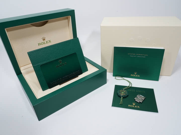 ロレックス ヨットマスター42 Ref.226627 RLXチタン ブラック文字盤 美品 7yhtx6ez