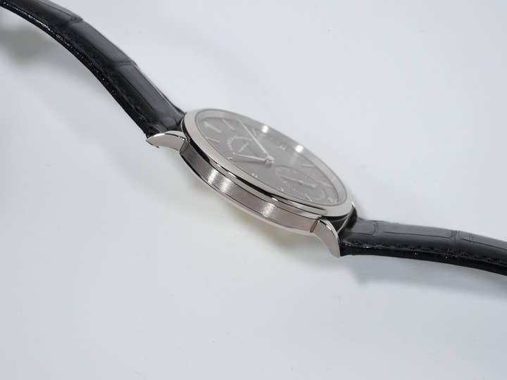 A.ランゲ&ゾーネ サクソニア オートマティック Ref.380.044 ホワイトゴールド ブラウン文字盤 中古 kyfh8ur8