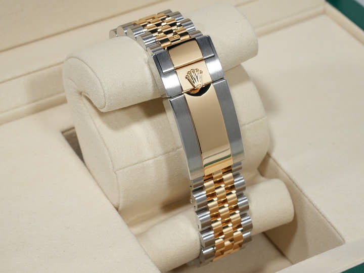 ロレックス GMTマスターII Ref.126713GRNR ステンレススチール/イエローゴールド ブラック文字盤 ジュビリーブレスレット 未使用 bpybo855