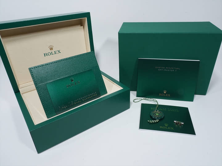 ロレックス GMTマスターII Ref.126713GRNR ステンレススチール/イエローゴールド ブラック文字盤 ジュビリーブレスレット 未使用 bpybo855