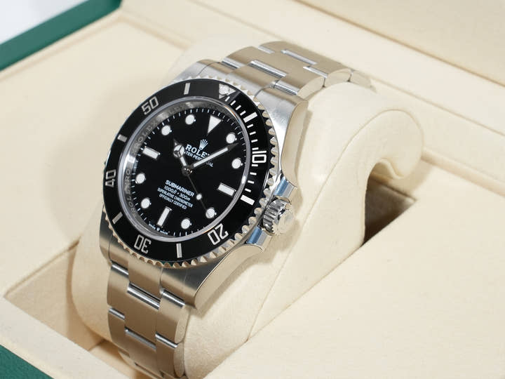 ロレックス サブマリーナー ノンデイト Ref.124060 ステンレススチール ブラック文字盤 未使用 d5foscet