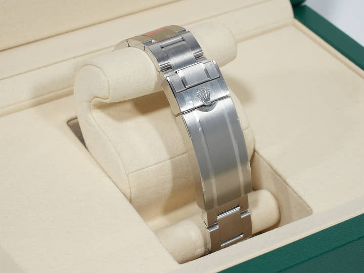 ロレックス サブマリーナー ノンデイト Ref.124060 ステンレススチール ブラック文字盤 未使用 d5foscet