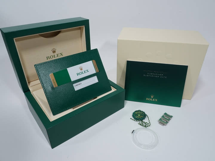 ロレックス サブマリーナー デイト Ref.116610LV ステンレススチール グリーン文字盤 未使用 9ddm38vp