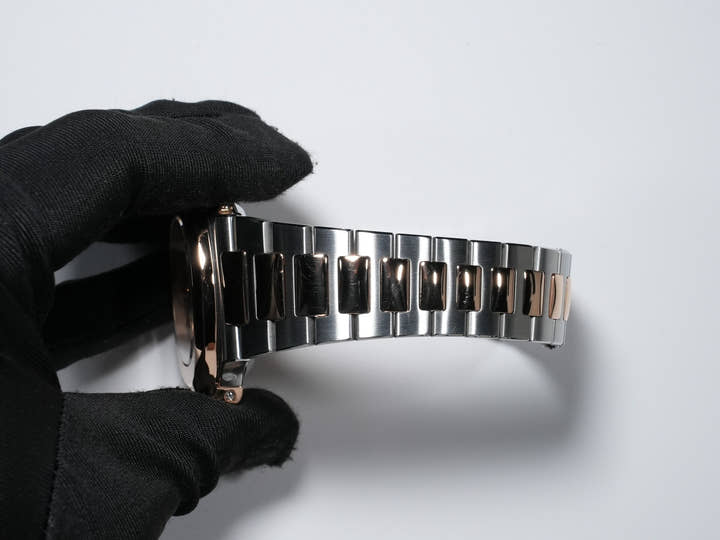 パテックフィリップ ノーチラス クロノグラフ Ref.5980/1AR-001 ステンレススチール/ローズゴールド ブルー文字盤 中古 hazxvdjg