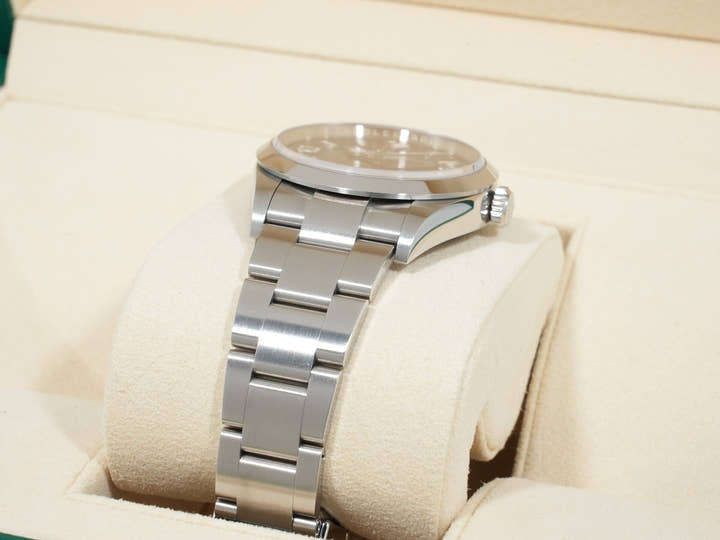 ロレックス エクスプローラー36 Ref.124270 ステンレススチール ブラック文字盤 オイスターブレスレット 美品 82j8dxem