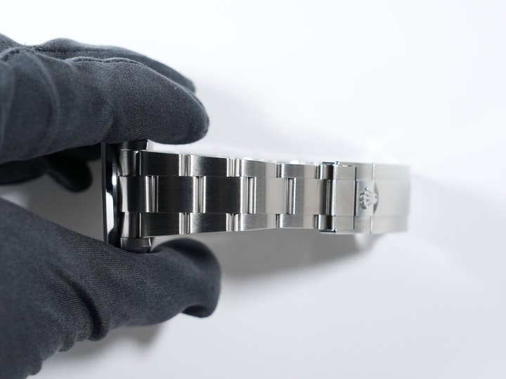 ロレックス エクスプローラー36 Ref.124270 ステンレススチール ブラック文字盤 オイスターブレスレット 美品 82j8dxem