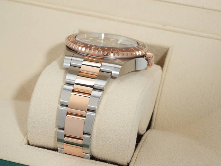 ロレックス GMTマスターII Ref.126711CHNR ステンレススチール/エバーローズゴールド ブラック文字盤 オイスターブレスレット 美品 n86q9rpf