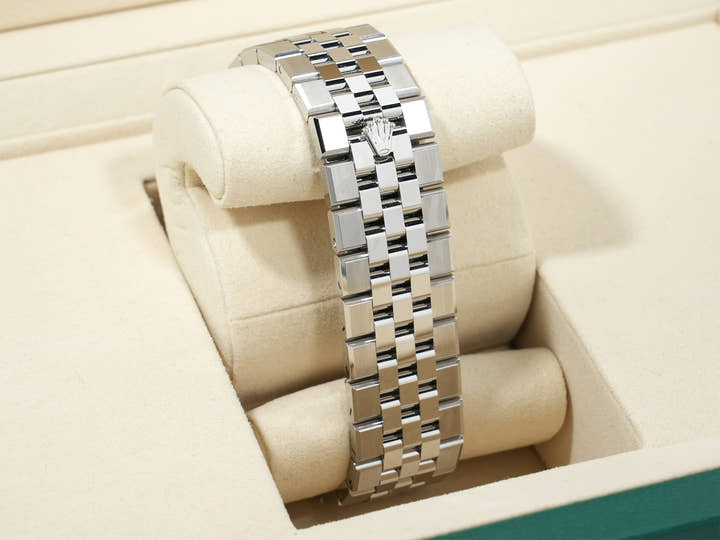 ロレックス ランドドゥエラー Ref.127234 ステンレススチール/ホワイトゴールド ホワイト文字盤 ジュビリーブレスレット 未使用 xvqa3j3y