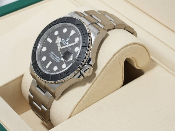 ロレックス ヨットマスター42 Ref.226627 RLXチタン ブラック文字盤 未使用 pfzxava9