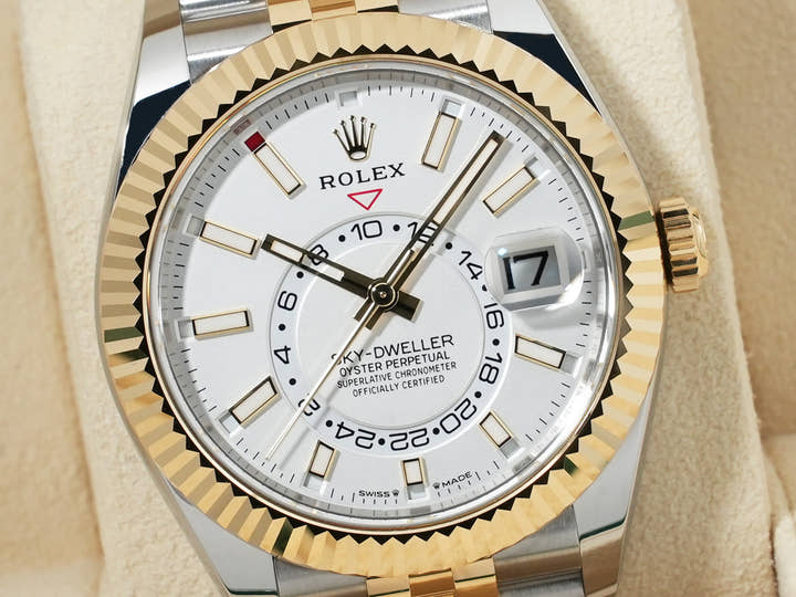 Rolex Sky-Dweller Ref. 336933 Stainless Steel/Yellow Gold White Dial Jubilee Bracelet Excellent Condition w827xcnt