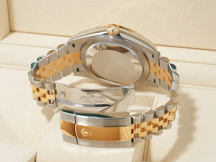 Rolex Sky-Dweller Ref. 336933 Stainless Steel/Yellow Gold White Dial Jubilee Bracelet Excellent Condition w827xcnt