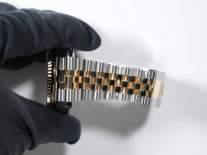 Rolex Sky-Dweller Ref. 336933 Stainless Steel/Yellow Gold White Dial Jubilee Bracelet Excellent Condition w827xcnt