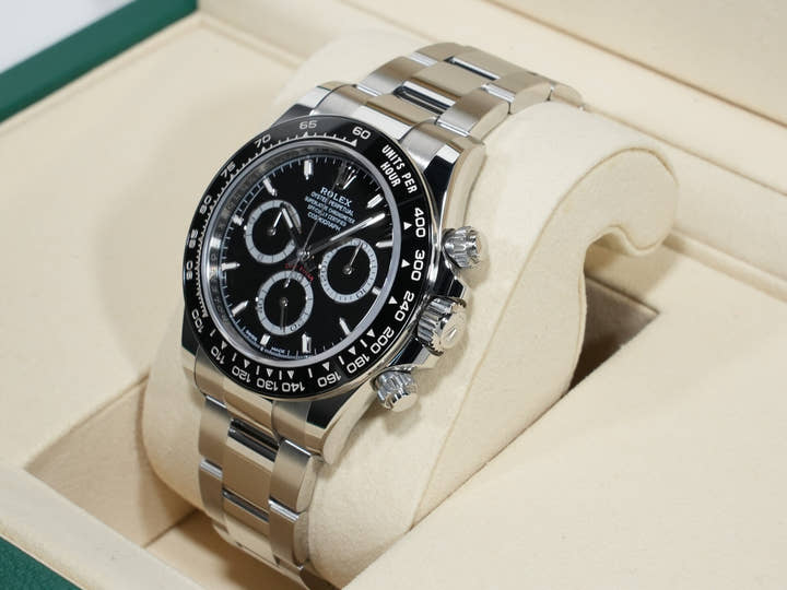 ロレックス デイトナ Ref.126500LN ステンレススチール ブラック文字盤 未使用 fypdkapj