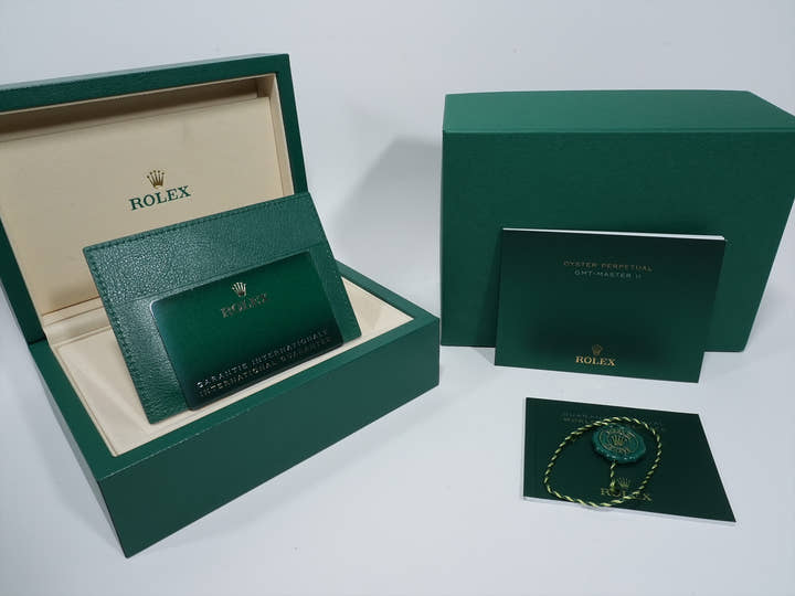 ロレックス GMTマスターII Ref.126710GRNR ステンレススチール ブラック文字盤 ジュビリーブレスレット 未使用 bpmpzj77