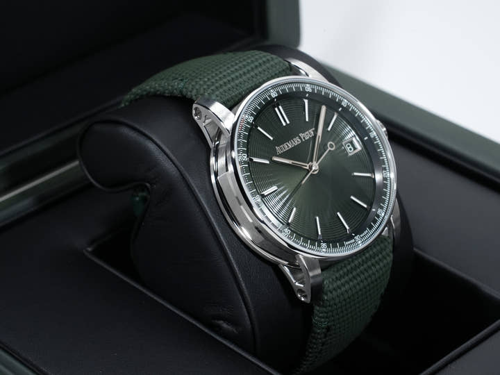 オーデマピゲ CODE 11.59 バイ オーデマ ピゲ Ref.15210ST.OO.A056KB.01 ステンレススチール グリーン文字盤 未使用 8mwmmw94