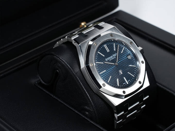 オーデマピゲ ロイヤルオーク ジャンボ エクストラ シン Ref.15202ST.OO.1240ST.01 ステンレススチール ブルー文字盤 美中古 fidmr7zx