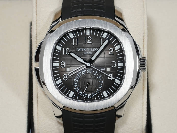 パテックフィリップ アクアノート トラベルタイム Ref.5164A-001 ステンレススチール ブラック文字盤 中古 gfiuodyr