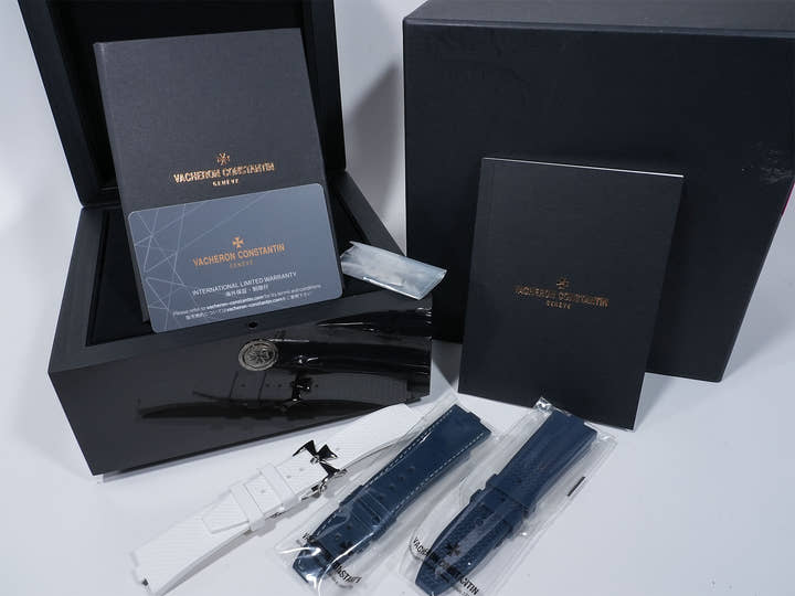 Vacheron Constantin Overseas Dual Time Ref. 7900V/110A-B334 Stainless Steel Blue Dial Pre-owned p6apwm48