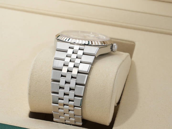 ロレックス ランドドゥエラー Ref.127234 ステンレススチール/ホワイトゴールド ホワイト文字盤 ジュビリーブレスレット 美中古 6se5k2s9