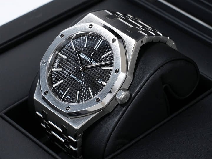 オーデマピゲ ロイヤルオーク Ref.15400ST.OO.1220ST.01 ステンレススチール ブラック文字盤 美品 nqzg2wnk