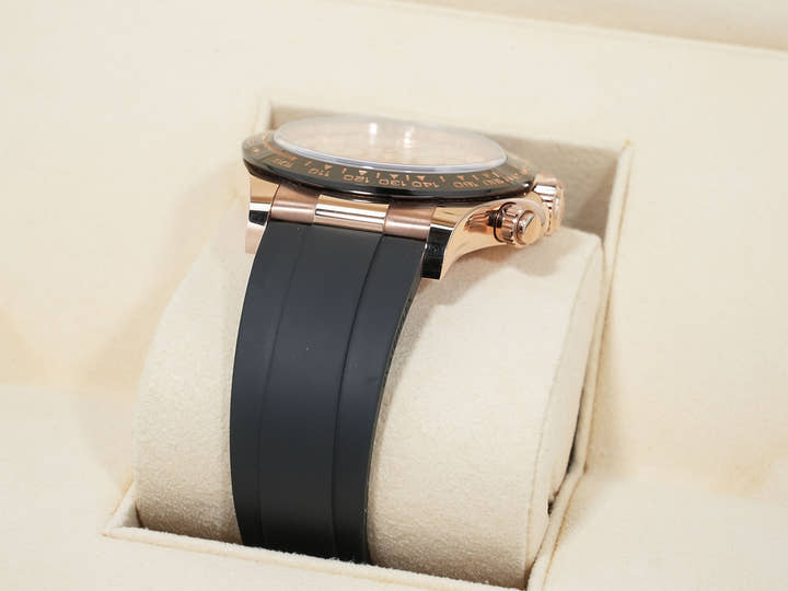 ロレックス デイトナ Ref.116515LN エバーローズゴールド アイボリー文字盤 中古 mtvioes9