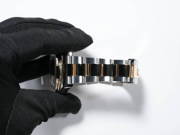 ロレックス デイトナ Ref.126503 ステンレススチール/イエローゴールド ブラック文字盤 極美品 5qfk9j9e