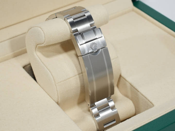 ロレックス サブマリーナー ノンデイト Ref.124060 ステンレススチール ブラック文字盤 未使用 2fj8oqt4