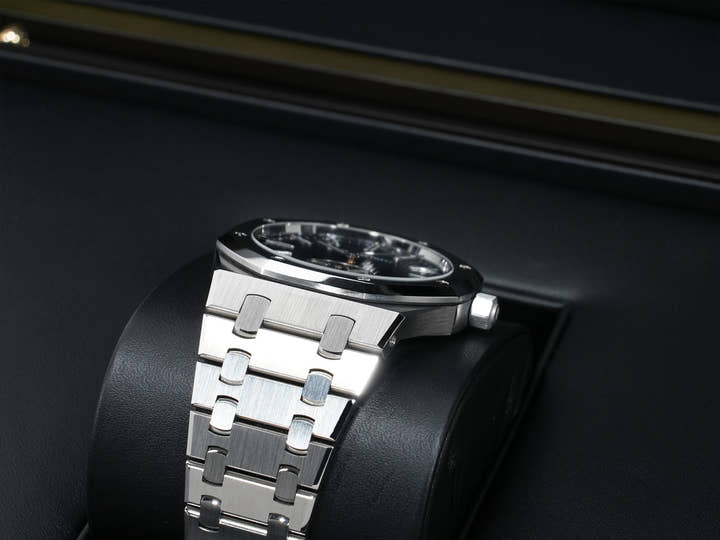 オーデマピゲ ロイヤルオーク フライング トゥールビヨン エクストラ シン (RD#3) Ref.26670ST.OO.1240ST.02 ステンレススチール ブルー文字盤 美中古 rdbdtcxx