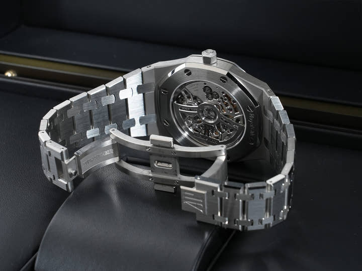 オーデマピゲ ロイヤルオーク フライング トゥールビヨン エクストラ シン (RD#3) Ref.26670ST.OO.1240ST.02 ステンレススチール ブルー文字盤 美中古 rdbdtcxx