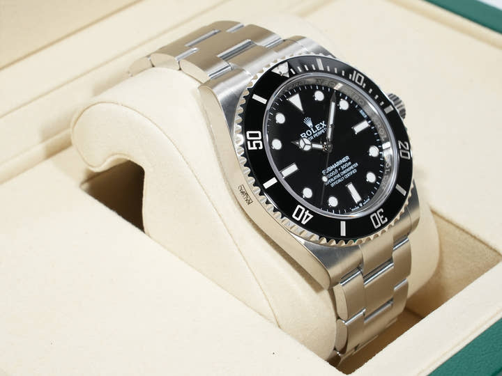 ロレックス サブマリーナー ノンデイト Ref.124060 ステンレススチール ブラック文字盤 未使用 d2i69se7