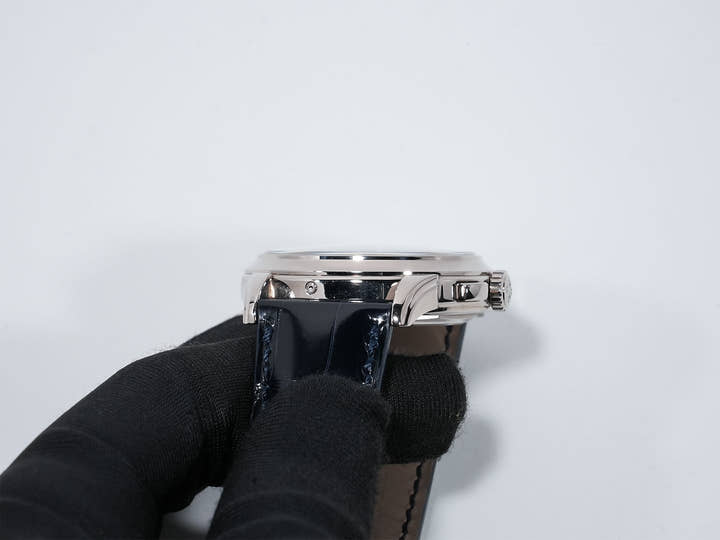 パテックフィリップ パーペチュアルカレンダー クロノグラフ Ref.5270G-019 ホワイトゴールド ブルー文字盤 美中古 q8ypnmdn