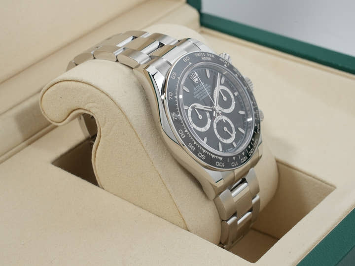 ロレックス デイトナ Ref.126500LN ステンレススチール ブラック文字盤 未使用 fk55ttvm