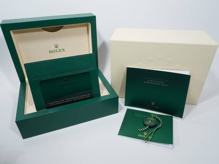 ロレックス サブマリーナー デイト Ref.126610LV ステンレススチール ブラック文字盤 未使用 gvkjx48q