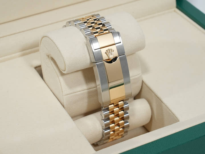 ロレックス GMTマスターII Ref.126713GRNR ステンレススチール/イエローゴールド ブラック文字盤 ジュビリーブレスレット 未使用 7mmd7vzn