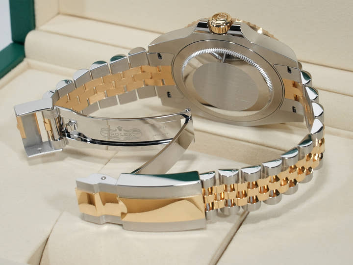 ロレックス GMTマスターII Ref.126713GRNR ステンレススチール/イエローゴールド ブラック文字盤 ジュビリーブレスレット 未使用 7mmd7vzn