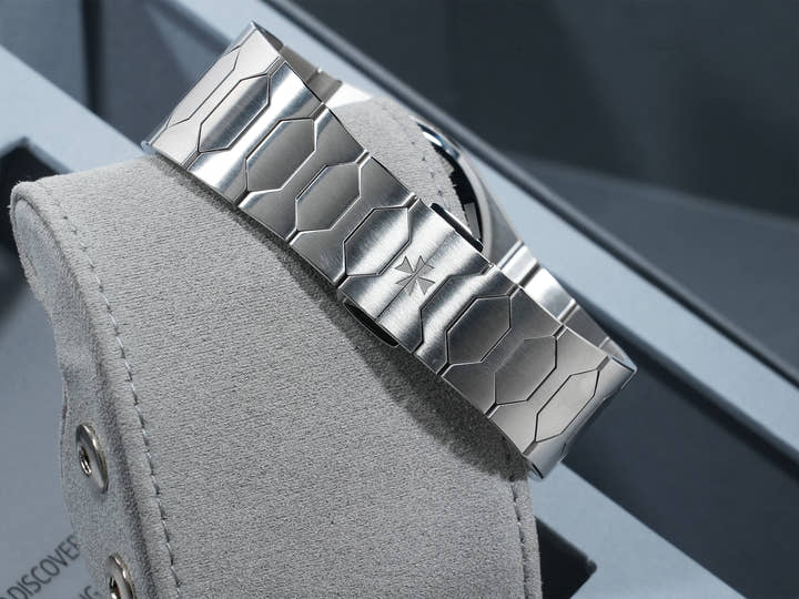 ヴァシュロンコンスタンタン ヒストリーク 222 Ref.4200H/222A-B934 ステンレススチール ブルー文字盤 未使用 9wrih63r